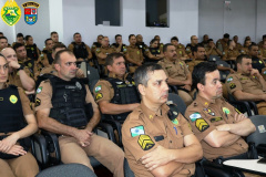 Policiais militares participam de instrução sobre procedimentos em local de crime e uso de força letal