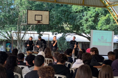 Policiais do SOE ministram palestra em colégio da rede estadual do Paraná