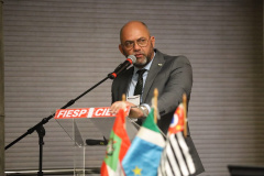  Com foco em ações conjuntas de segurança, Paraná participa de 2º encontro do SULMaSSP