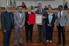 Disque-denúncia 181 recebe homenagem na Câmara Municipal de Curitiba