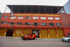 Corpo de Bombeiros do Paraná recebe doações para moradores do Rio Grande do Sul