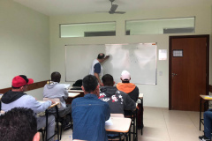 Pessoas privadas de liberdade participam de aulão preparatório para o Encceja