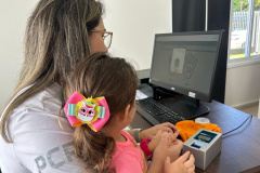 PCPR na Comunidade atende mulheres vítimas de violência doméstica em Foz do Iguaçu