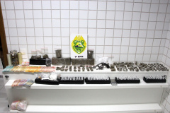 PMPR prende duas pessoas por tráfico de drogas e apreende uma arma de fogo em Matinhos na Operação Verão Maior Paraná Seguro