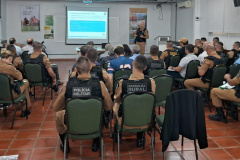 Polícia Militar do Paraná realiza Ação Social de Páscoa para 750 Crianças em Curitiba