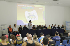 Turistas dos cruzeiros que desembarcaram e embarcaram no Litoral do Paraná destacam a segurança pública em pesquisas 