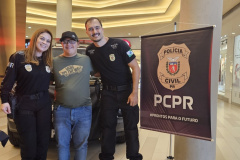 PCPR atende 1,2 mil pessoas em ação de conscientização e prevenção ao uso de drogas em Curitiba