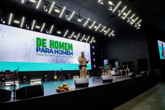 Palestra “De Homem para Homem” reúne 1700 participantes em Maringá