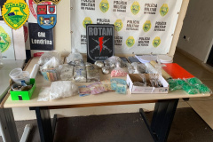 PMPR prende dupla suspeita de tráfico de drogas em Londrina