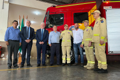 CBMPR de Campo Mourão recebe novo caminhão ABTR