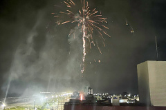 Virada do ano reúne 1,1 milhão de pessoas nas praias do Litoral do Paraná