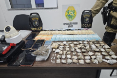 PMPR prende cinco suspeitos de tráfico de drogas em Matinhos