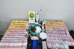 PMPR apreende drogas e prende quatro pessoas em Guaratuba