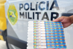 No litoral, PMPR recebe pulseiras para identificação de crianças com autismo