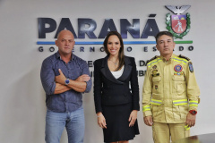 Secretário recebe  deputada estadual Maria Victoria