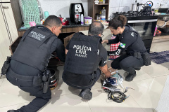 Operação da PCPR mira grupo especializado em furtos de veículos e outros crimes