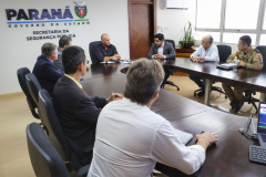 Secretário se reúne com o deputado Cobra Repórter e o prefeito Gil Martins