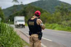 PMPR realiza operação contra 'rachas' e manobras perigosas com motocicletas em Rio Branco do Sul