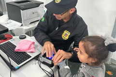  PCPR na Comunidade leva serviços de polícia judiciária para população de Apucarana