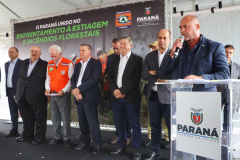 Resposta rápida: Estado entrega equipamentos a 100 municípios para combate a incêndios