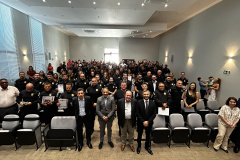  PCPR homenageia 98 servidores com medalhas de Serviço Policial em Campo Mourão 