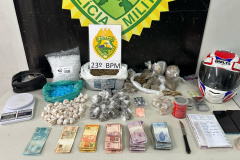  Polícia Militar do Paraná prende duas pessoas por tráfico de drogas na capital do estado 