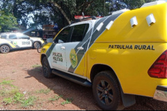 A Polícia Militar do Paraná (PMPR), por meio de uma equipe da Patrulha Rural do 32º Batalhão de Polícia Militar (BPM), apreendeu, nessa última quarta-feira (23), uma carga ilegal de cigarros na cidade de Doutor Camargo, região noroeste do estado. A operação gerou um prejuízo estimado em R$1,420 mi para os contrabandistas.