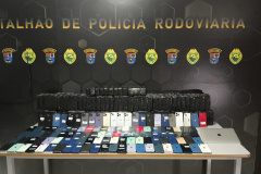 PMPR apreende mais de 900 aparelhos celulares durante abordagem em Iguaraçu