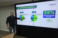O Paraná registrou uma expressiva queda nos crimes contra a vida no 1º semestre de 2025, em comparação com o mesmo período do ano passado. Os dados foram divulgados nesta quinta-feira (31) pela Secretaria da Segurança Pública, com base em informações do Centro de Análise, Planejamento e Estatística da Secretaria da Segurança Pública (Cape/Sesp).