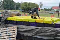 PMPR apreende 3 toneladas de maconha ao suspeitar de caminhão com placa suja de barro