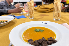 Custodiadas da Cadeia Pública Feminina de Londrina concluem curso de auxiliar de cozinha