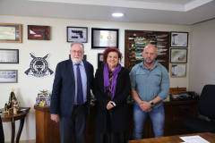 Secretário Hudson se reúne com deputado estadual e prefeita de Mandaguari