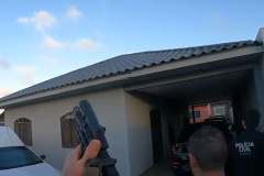 Operação da PCPR mira grupo que desviava e adulterava fertilizantes no Paraná