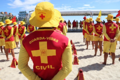 Corpo de Bombeiros abre inscrições para curso gratuito de guarda-vidas civil no Paraná