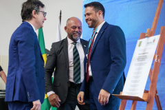 Com foco na eficiência, novo diretor-geral da Polícia Científica do Paraná assume o cargo