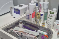 PCPR prende mulher por procedimentos estéticos ilegais em clínica de Curitiba