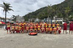 Cadetes reforçam efetivo de salvamento do Corpo de Bombeiros no Verão Maior no litoral