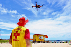 Verão Maior Paraná: Drones reforçam ações do Corpo de Bombeiros na prevenção, orientação e buscas