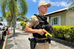 Tasers reforçam trabalho das forças de segurança durante o Verão Maior Paraná no Litoral