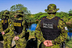 Batalhão Ambiental reforça ações para proteger a restinga do Litoral durante a temporada