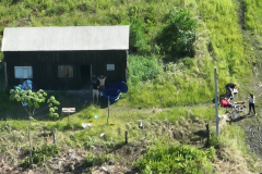 PCPR usa drones e desarticula ponto de venda de drogas em Matinhos