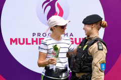 Forças de segurança realizam conscientização de combate à violência contra a mulher