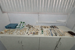 PMPR prende três suspeitos e recupera joias de alto valor após frustrar furto em apartamento no Batel, em Curitiba