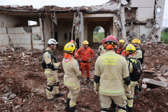 Bombeiros do Paraná participam de simulado com corporações de SC e RS para resposta a desastres