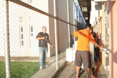 Atualmente, apenas a capital e Londrina contavam com esse tipo de serviço, nos outros casos, a comida era feita em cozinhas improvisadas nas dependências das cadeias.