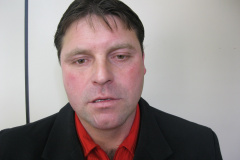 Cláudio Renato Prestes, 36 anos, suspeito de atentado violento ao pudor.