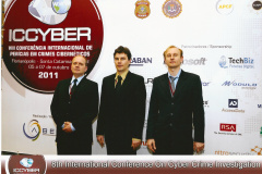 Da esquerda para a direita: Alexandre Brondani, Luiz Rodrigo Grochocki, e Alexandre Vrubel 