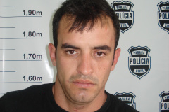 Tenta assaltar ônibus e é detido por passageiros