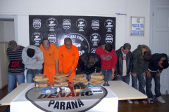 Vagner Henrique da Silva,Rafael do Nascimento de Souza,Cleverson da Silva Morais,Claudemir Alves da Silva,Cleverson Guesser,Vagner Ferreira da Silva,João Roberto dos Santos Izidoro,Dênis Frank Gomes Dias,Antonio Carlos Prohmann Kacszcszuk