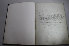 Imagem da primeira página do Livro de Posse do Copen, mantido até hoje.